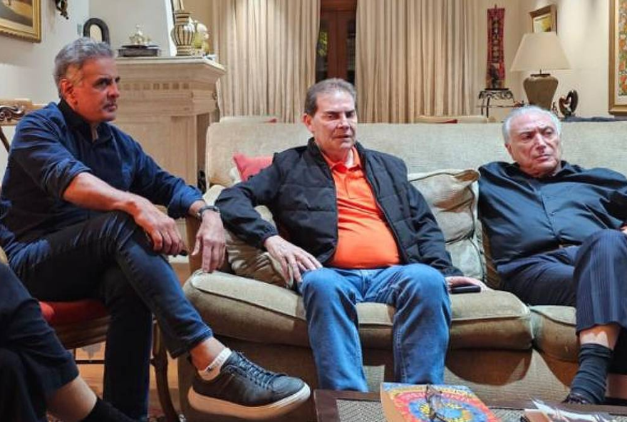 projeto-de-lei-da-dosimetria3A-a-anistia-com-temer-e-aecio-como-padrinhos
