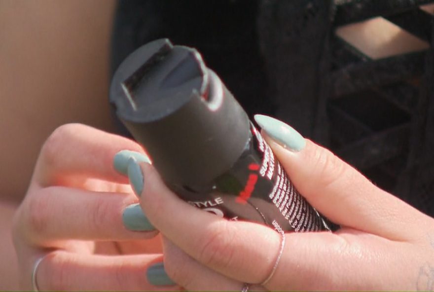 projeto-de-lei-libera-spray-de-pimenta-gratuito-para-mulheres-em-santa-catarina projeto-de-lei-libera-spray-de-pimenta-gratuito-para-mulheres-em-santa-catarina