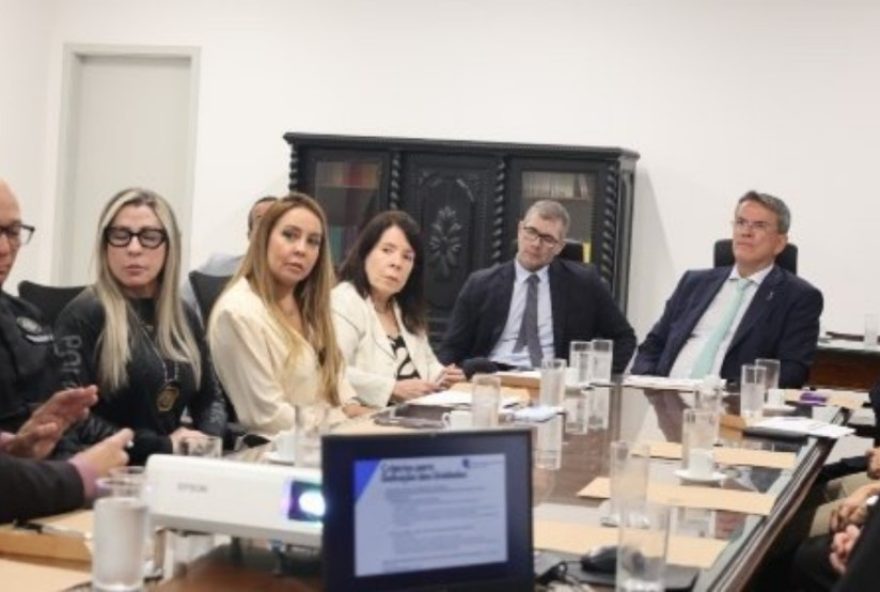 projeto-tre-rj-viabiliza-voto-de-presos-provisorios-em-eleicoes-20262C-excluindo-unidades-com-faccoes projeto-tre-rj-viabiliza-voto-de-presos-provisorios-em-eleicoes-20262C-excluindo-unidades-com-faccoes