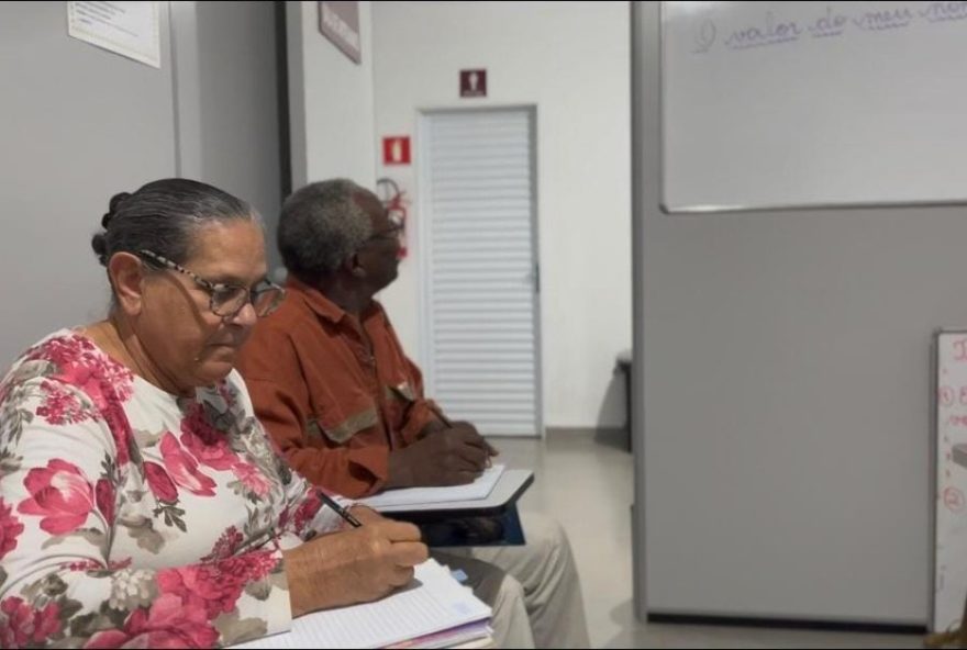 projetos-em-uberlandia-combatem-analfabetismo-em-adultos