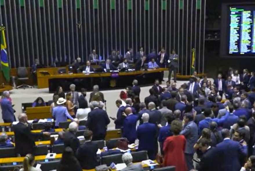 proposta-alternativa-a-alta-do-iof-e-derrubada-e-perde-validade3B-governo-preve-rombo-de-r24-422C3-bilhoes