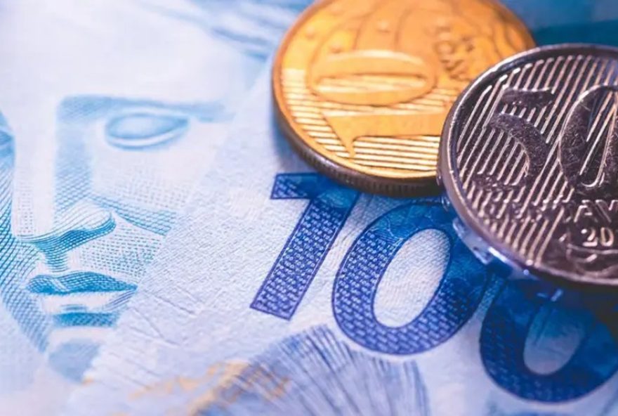 proposta-de-isencao-do-imposto-de-renda-acima-de-r245-mil3A-desafios-e-impactos-no-cenario-politico-tudo-que-voce-precisa-saber