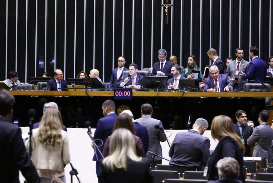 proposta-do-de-nacional-amplia-faixa-isenta-de-imposto-de-renda-de-forma-permanente proposta-do-de-nacional-amplia-faixa-isenta-de-imposto-de-renda-de-forma-permanente