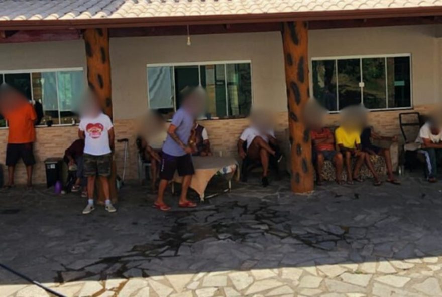 proprietaria-de-clinica-de-reabilitacao-e-presa-por-sequestro-e-maus-tratos-em-goias