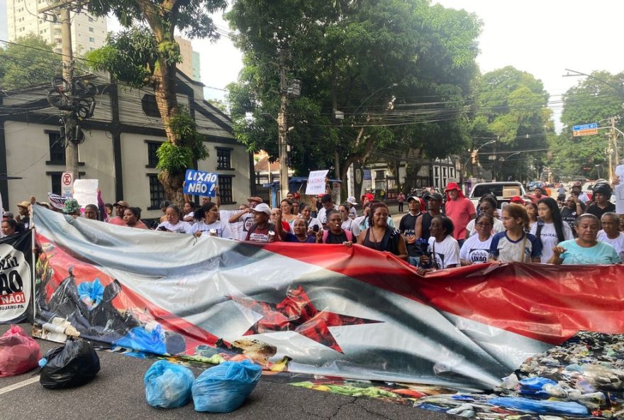 protesto-em-belem-contra-aterro-sanitario-em-acara2C-pa