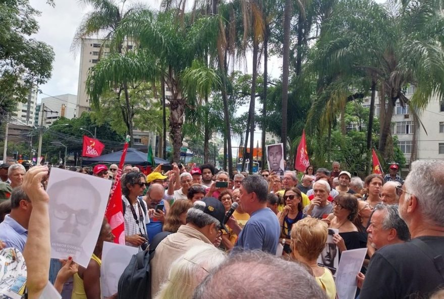 protesto-emocionante-exige-tombamento-do-doi-codi-na-tijuca