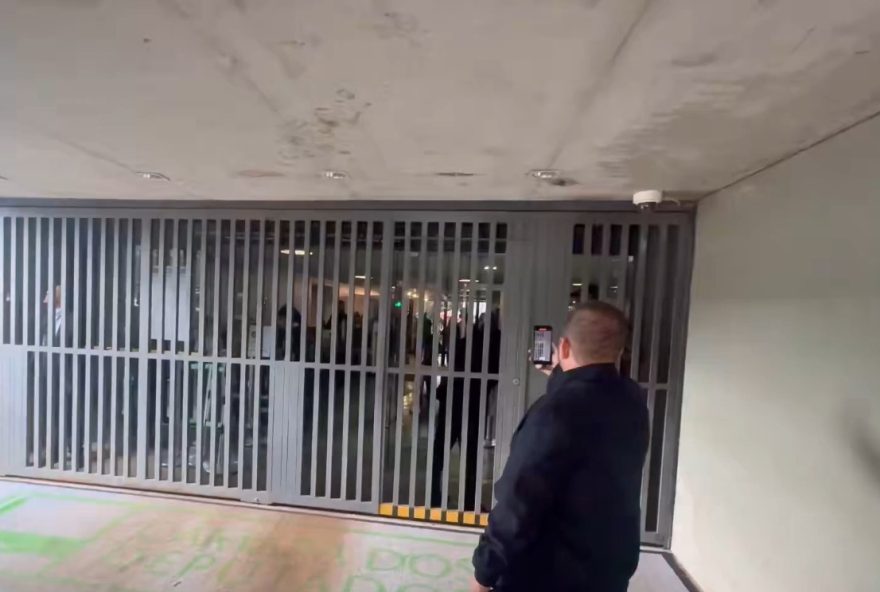 protesto-na-camara3A-cassacao-de-glauber-braga-gera-manifestacoes protesto-na-camara3A-cassacao-de-glauber-braga-gera-manifestacoes