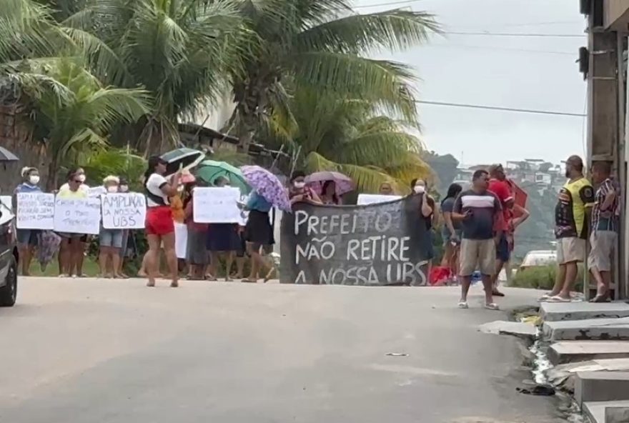 protestos-em-sao-jose-por-desativacao-da-ubs3A-moradores-pedem-permanencia-na-comunidade