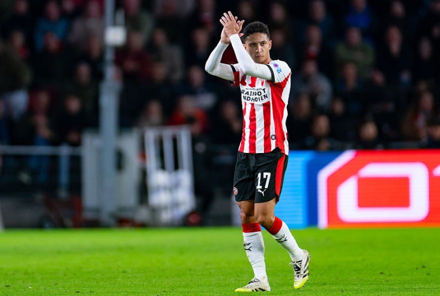 psv-arrasa-napoli-por-6-a-2-na-champions-league-com-destaque-para-brasileiros2C-incluindo-mauro-junior2C-em-atuacao-crucial psv-arrasa-napoli-por-6-a-2-na-champions-league-com-destaque-para-brasileiros2C-incluindo-mauro-junior2C-em-atuacao-crucial