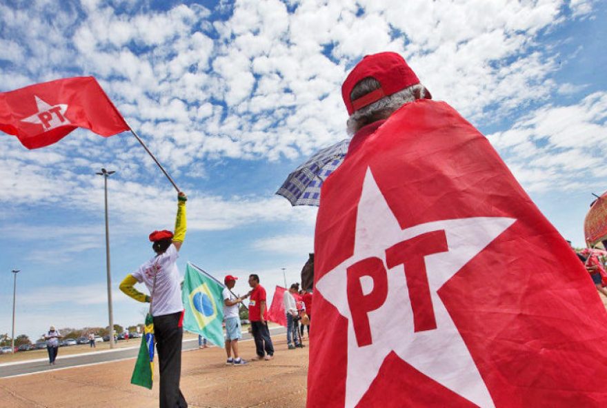 pt-convoca-manifestacoes-para-exigir-prisao-de-bolsonaro