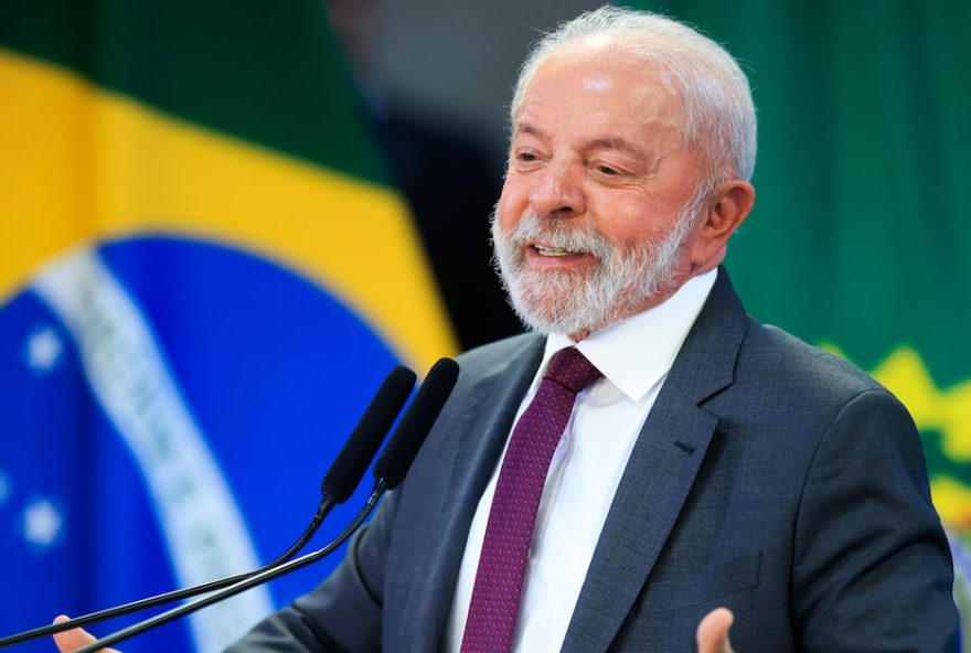 pt-intensifica-acoes-para-proteger-a-paternidade-do-ir-de-lula