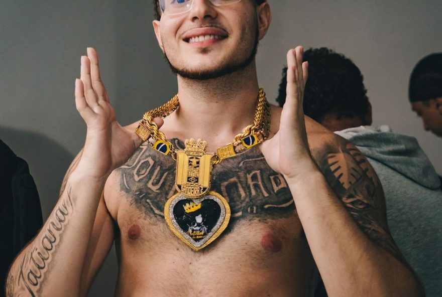 puterrier2C-vitima-de-assalto-no-sambodromo2C-pede-ajuda-para-recuperar-pertences puterrier2C-vitima-de-assalto-no-sambodromo2C-pede-ajuda-para-recuperar-pertences