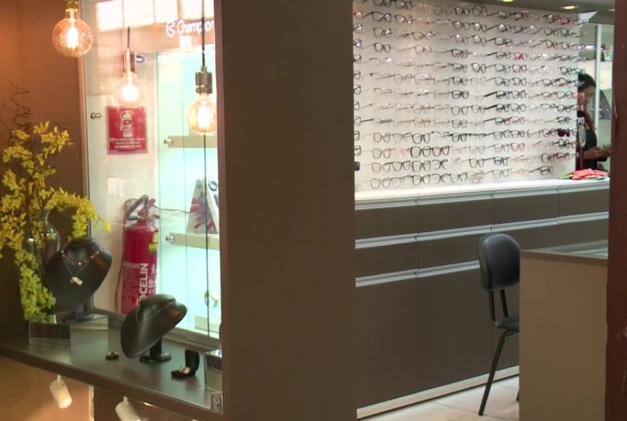 quadrilha-armada-invade-residencia2C-rouba-ouro-e-joias-em-teresina3A-policia-investiga-crime-e-mobiliza-esforcos-para-capturar-criminosos