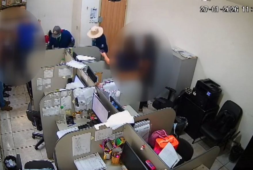 quadrilha-e-presa-apos-assalto-a-fabrica-de-sucos-em-ribeirao-preto3A-r24-25-mil-recuperados quadrilha-e-presa-apos-assalto-a-fabrica-de-sucos-em-ribeirao-preto3A-r24-25-mil-recuperados