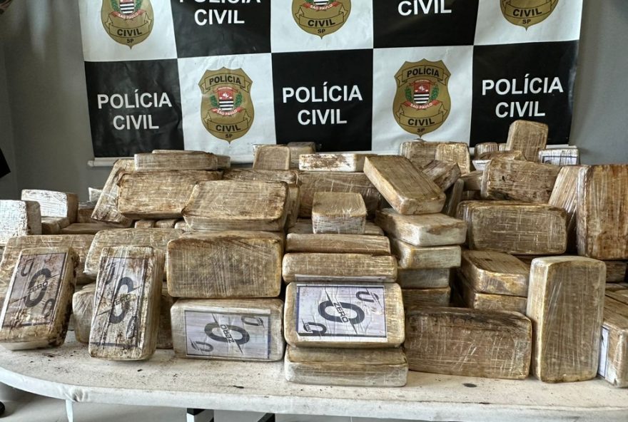 quadrilha-suspeita-de-trafico-e-presa-em-santos3A-veja-o-video quadrilha-suspeita-de-trafico-e-presa-em-santos3A-veja-o-video