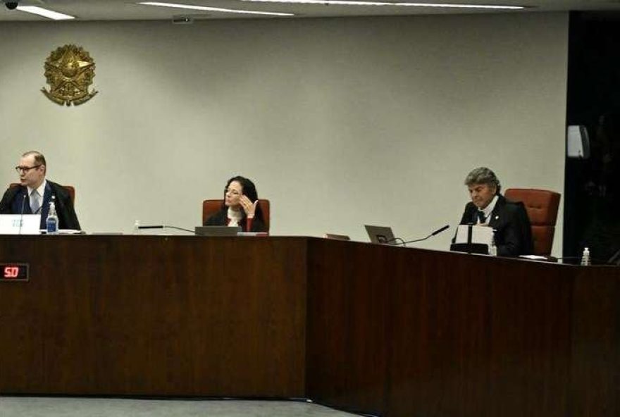 quarto-dia-de-julgamento-tem-placar-de-2-a-1-pela-condenacao-de-bolsonaro3B-veja-como-foi-a-sessao
