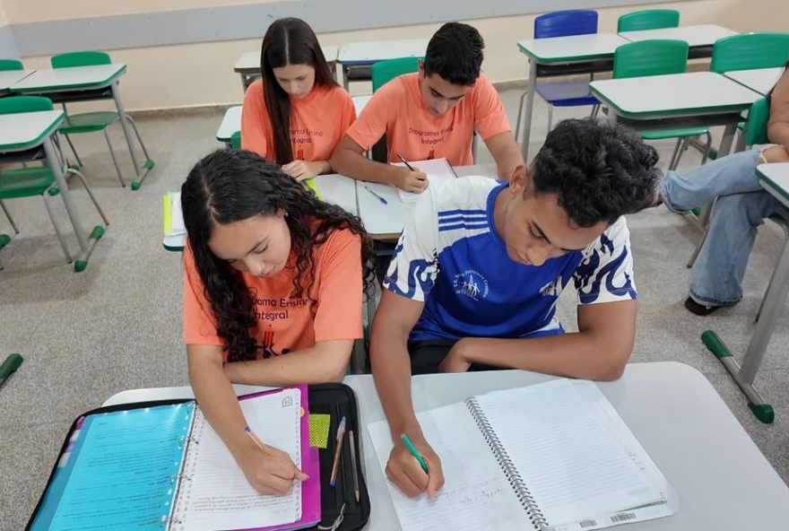 quatro-alunos-de-escola-publica-em-cravinhos-conquistam-vaga-em-medicina-na-usp-via-provao-paulista3A-um-marco-para-a-educacao quatro-alunos-de-escola-publica-em-cravinhos-conquistam-vaga-em-medicina-na-usp-via-provao-paulista3A-um-marco-para-a-educacao