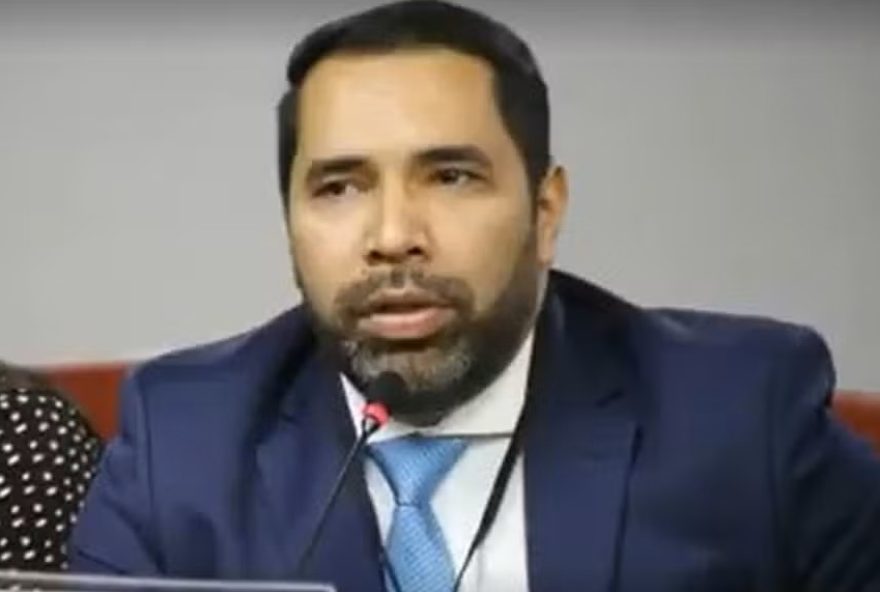 quem-e-o-aliado-de-flavio-bolsonaro-preso-por-negociar-com-o-cv quem-e-o-aliado-de-flavio-bolsonaro-preso-por-negociar-com-o-cv