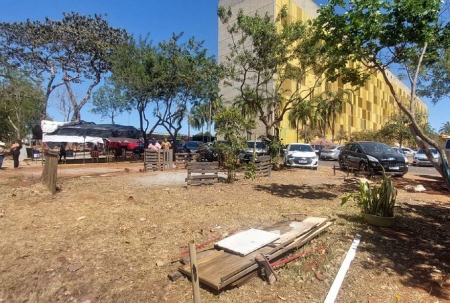 quitanca-de-quiosques-na-camara-dos-deputados-em-brasilia-apos-operacao-da-ssp_arseg_dc-legal-e-detran3A-remocao-ate-o-fim-do-mes