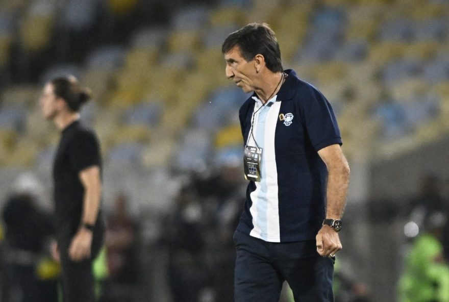 racing-convoca-torcida-para-apoiar-time-em-duelo-decisivo-contra-o-flamengo