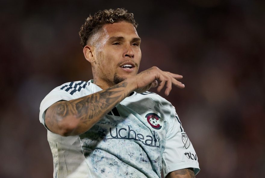 rafael-navarro2C-ex-botafogo-e-palmeiras2C-compartilha-dicas-sobre-rivais-e-estadios-da-copa-do-mundo