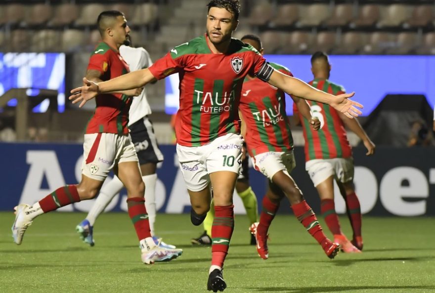 rafael-pascoal-e-cristiano-deixam-elenco-da-portuguesa3A-goleiro-nao-tera-contrato-renovado-e-meia-pede-rescisao