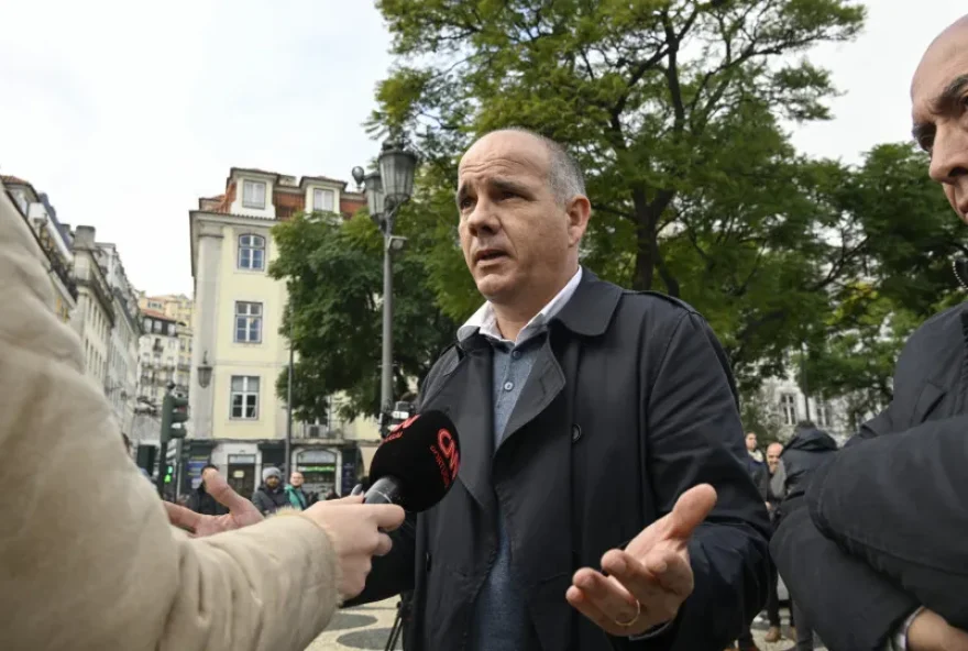 raimundo-denuncia-adversarios-por-simularem-divergencias-enquanto-convergem-no-essencial