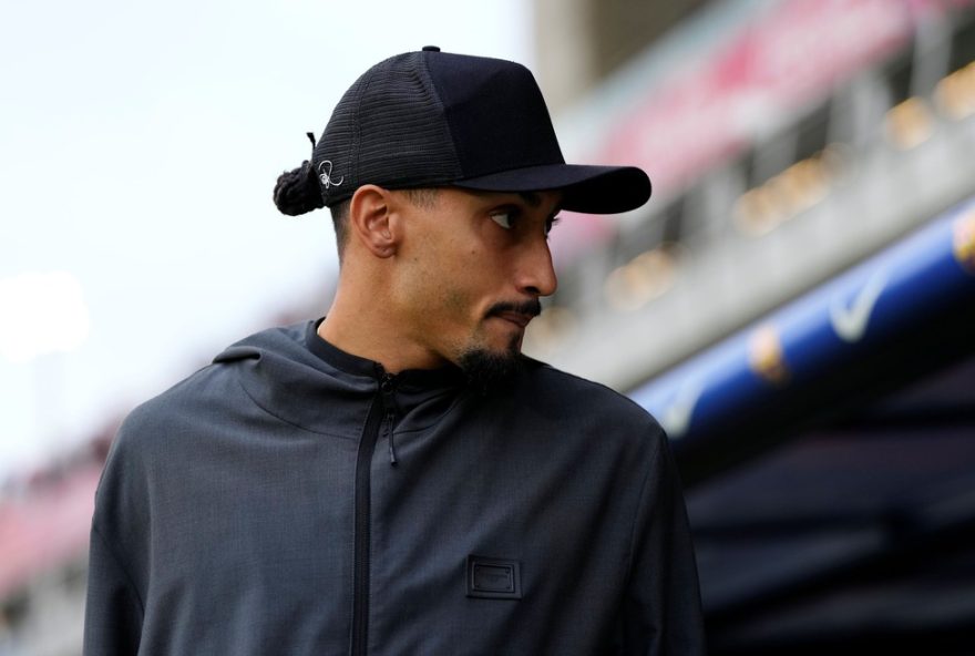 raphinha-esta-de-volta-ao-barcelona3A-treinador-confirma-retorno-do-brasileiro-contra-o-athletic-bilbao-na-laliga