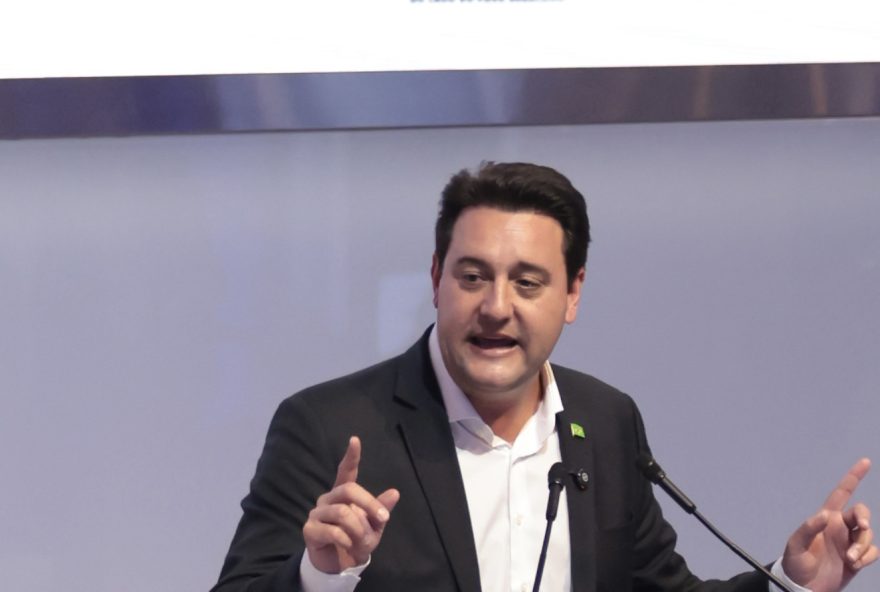 ratinho-jr.-lidera-preferencia-no-parana-e-vence-lula-em-todos-os-cenarios ratinho-jr.-lidera-preferencia-no-parana-e-vence-lula-em-todos-os-cenarios