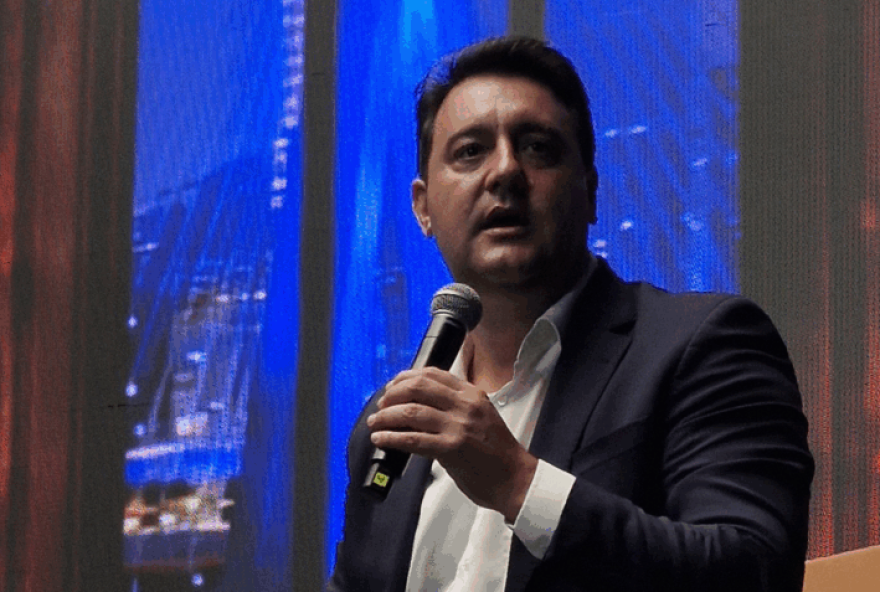 ratinho-junior-decide-concluir-mandato-e-desiste-da-presidencia ratinho-junior-decide-concluir-mandato-e-desiste-da-presidencia