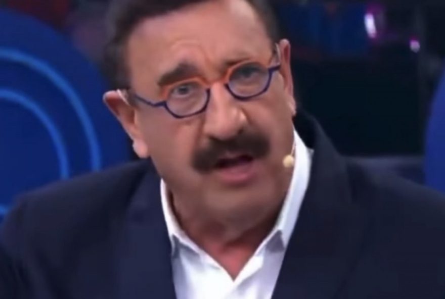 ratinho-se-revolta-ao-vivo2C-defende-bolsonaro-e-manda-wagner-moura-calar-a-boca ratinho-se-revolta-ao-vivo2C-defende-bolsonaro-e-manda-wagner-moura-calar-a-boca