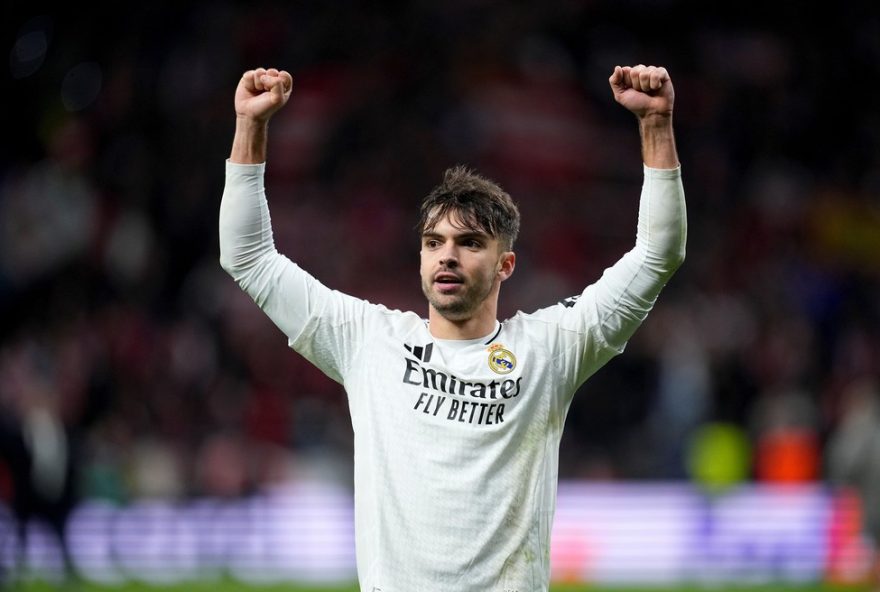 raul-asencio-renova-contrato-com-real-madrid-ate-20313A-clausula-de-1-bilhao-de-euros-e-aumento-salarial