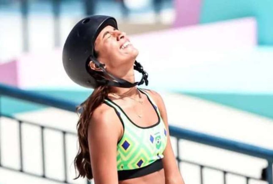 rayssa-leal-sofre-lesao-no-mundial-de-skate-street-em-sao-paulo rayssa-leal-sofre-lesao-no-mundial-de-skate-street-em-sao-paulo