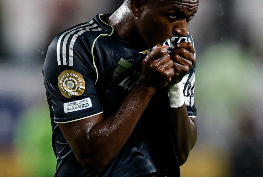 real-madrid-evita-guerra-salarial-com-vinicius-jr.-para-nao-impactar-contratos-de-mbappe-e-bellingham