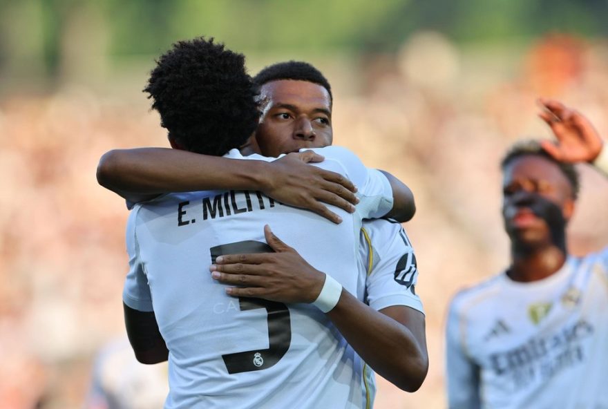 real-madrid-goleia-em-amistoso-com-vini-jr-de-capitao3A-dois-gols-de-mbappe-e-um-de-rodrygo