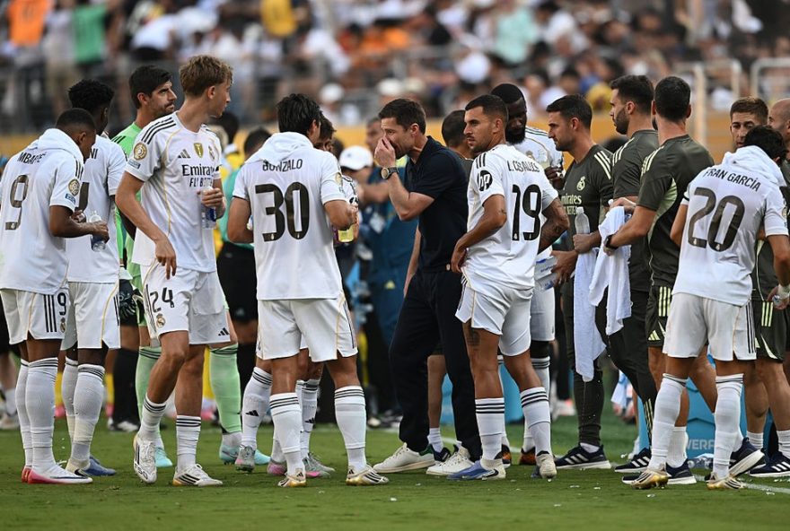 real-madrid-mostra-cara-de-xabi-alonso-e-vence-dortmund-com-autoridade2C-apesar-do-susto