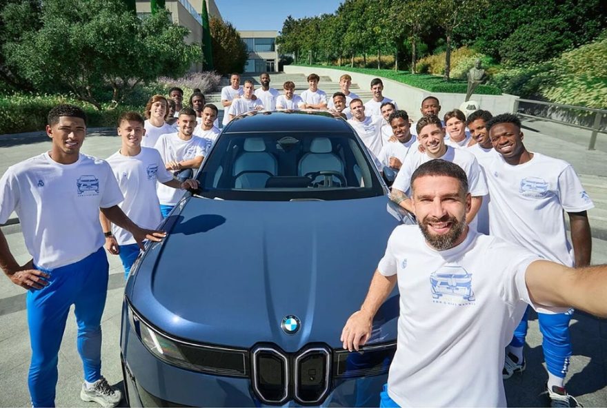 real-madrid-presenteia-jogadores-com-carros-de-luxo-bmw-para-nova-temporada