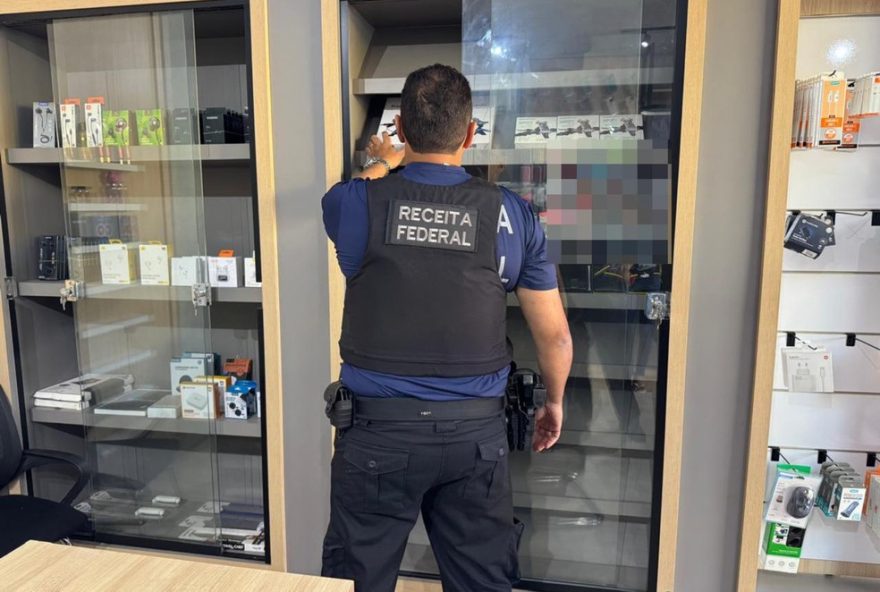 receita-federal-apreende-r24-500-mil-em-mercadorias-irregulares-em-bocaiuva3A-combate-ao-contrabando-e-descaminho