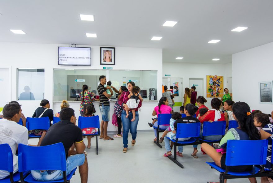 Pacientes aguardando para serem atendidos. (Foto: Reprodução)