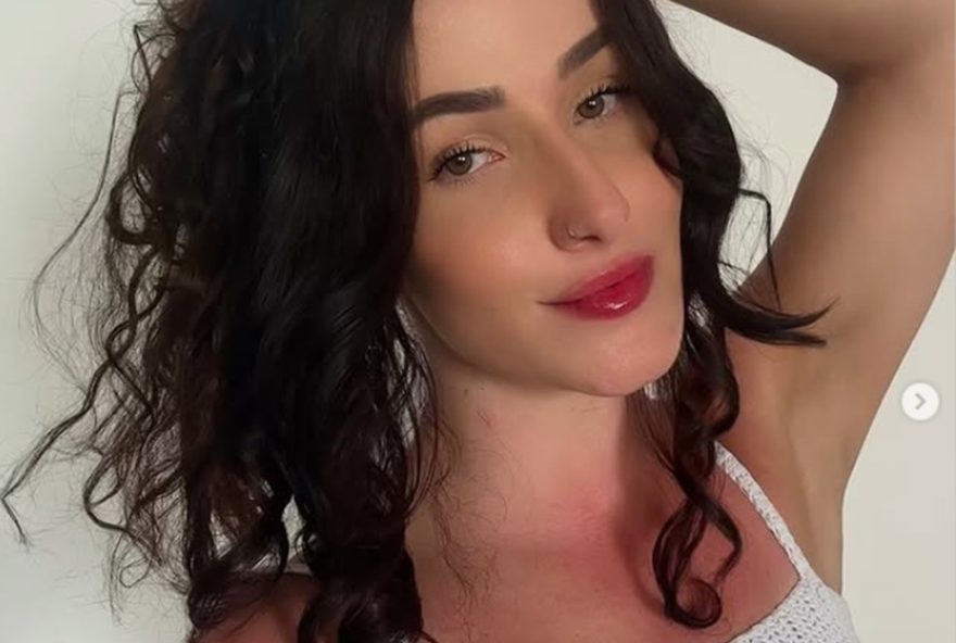 recepcionista-que-amava-danca-morre-ao-tentar-ir-para-hospital-em-sc3A-kelly-larissa-chiele2C-de-26-anos recepcionista-que-amava-danca-morre-ao-tentar-ir-para-hospital-em-sc3A-kelly-larissa-chiele2C-de-26-anos