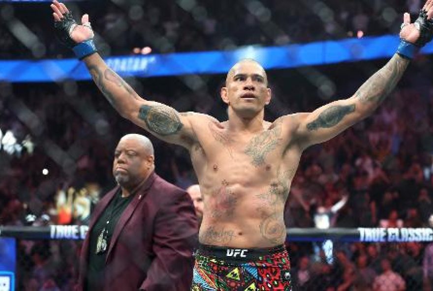 reconquista-do-cinturao3A-alex-poatan-nocauteia-ankalaev-no-ufc-320