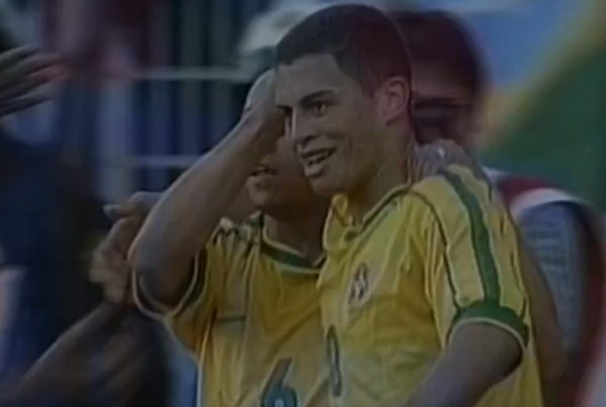 reencontro-de-alex-e-odair-na-arena-da-baixada-apos-22-anos3A-athletico-x-operario-pr-no-brasileirao-serie-b-ge.globo2Fpr