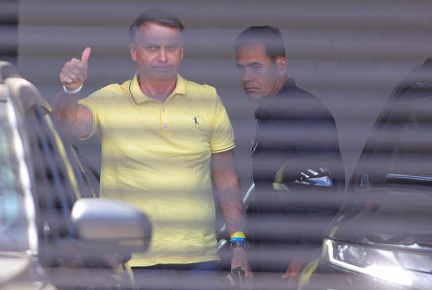 reforco-de-policiamento-determinado-por-moraes-na-casa-de-bolsonaro