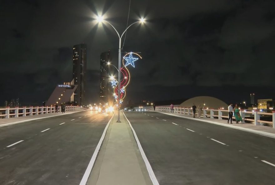 reforma-da-ponte-giratoria3A-transito-e-liberado-apos-atraso-de-dois-anos-e-aumento-de-5025-no-custo reforma-da-ponte-giratoria3A-transito-e-liberado-apos-atraso-de-dois-anos-e-aumento-de-5025-no-custo