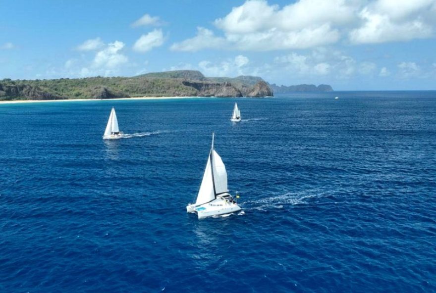 regata-recife-fernando-de-noronha3A-maioria-das-embarcacoes-completa-travessia-de-300-milhas-nauticas