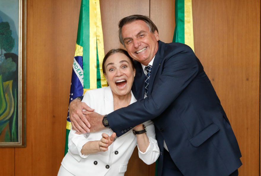 regina-duarte-surpreende-ao-comecar-a-seguir-lula-no-instagram regina-duarte-surpreende-ao-comecar-a-seguir-lula-no-instagram