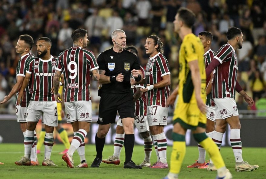 reinaldo-critica-arbitro-e-destaca-importancia-da-agilidade-nas-jogadas-mirassol-segue-firme-na-disputa2C-apesar-da-derrota