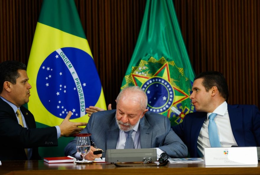 relacionamento-entre-congresso-e-planalto-seguira-estremecido-ate-eleicoes2C-apontam-interlocutores