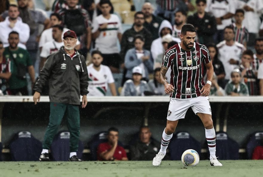 renato-augusto-pretende-encerrar-a-carreira-no-fluminense-em-20253A-saiba-mais-sobre-o-jogador-e-seu-comprometimento-com-o-clube