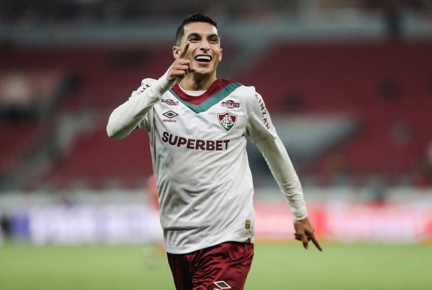 renato-gaucho-irrita-empresario-de-jogador-do-fluminense3A-22fiquem-calados2C-clube-tem-comando22